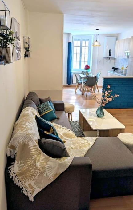 Spacieux Et Charmant Appartement De 47 M2 Charleville-Mézières Εξωτερικό φωτογραφία