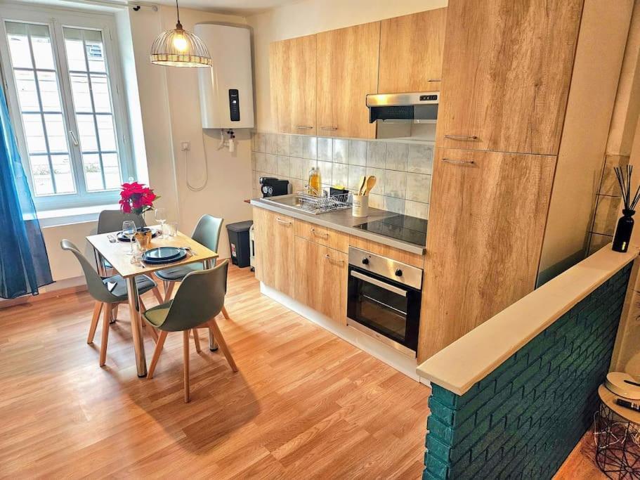 Spacieux Et Charmant Appartement De 47 M2 Charleville-Mézières Εξωτερικό φωτογραφία